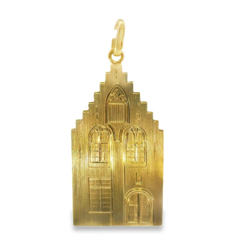 18K Yellow Gold House Pendant