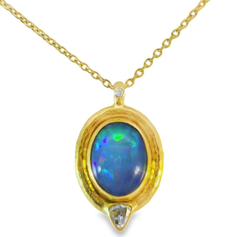 24K Yellow Gold Pendant Set with 1 Cabochon Ethiopian Opal (4.05ct)