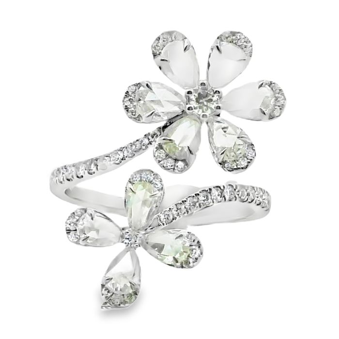 18K White Gold Diamond Flower Ring
