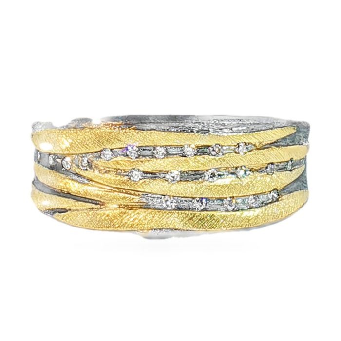 18K Yellow Gold and Sterling Silver Tapered Wedding Band set with 20 Round Diamonds (0.09ctw) (FG/VS)