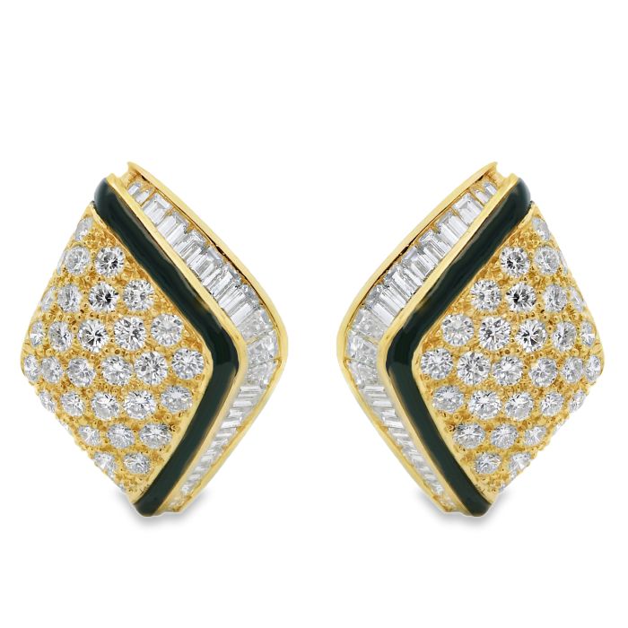 18K Yellow Gold Black Onyx/Diamond Earrings Set with 66 Round Diamonds (5.00ctw) and 36 Baguette Cut Diamonds (3.00ctw) with a Black Onyx Inlay