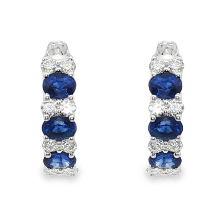 Pair of 18K White Gold Diamond and Sapphire Earrings with 16 Round Diamonds (GH/VS) (0.32ctw)