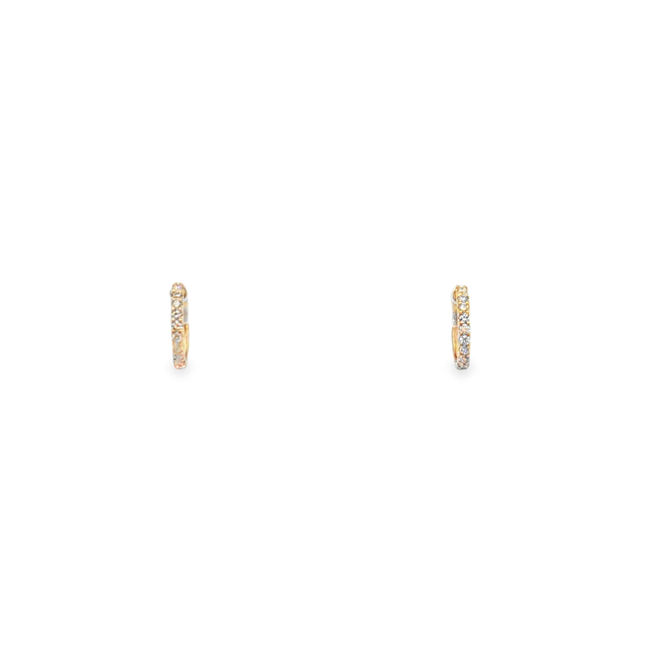Pair of 18K Yellow Gold Diamond Hoop Earrings with 18 Round Diamonds (0.18ctw) (GH/SI)