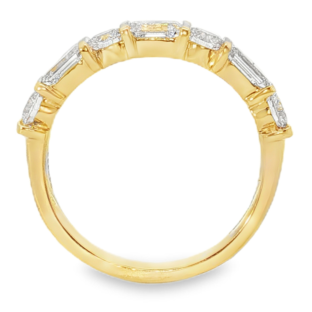 18K Yellow Gold Round/Emerald Diamond Band - Image 3
