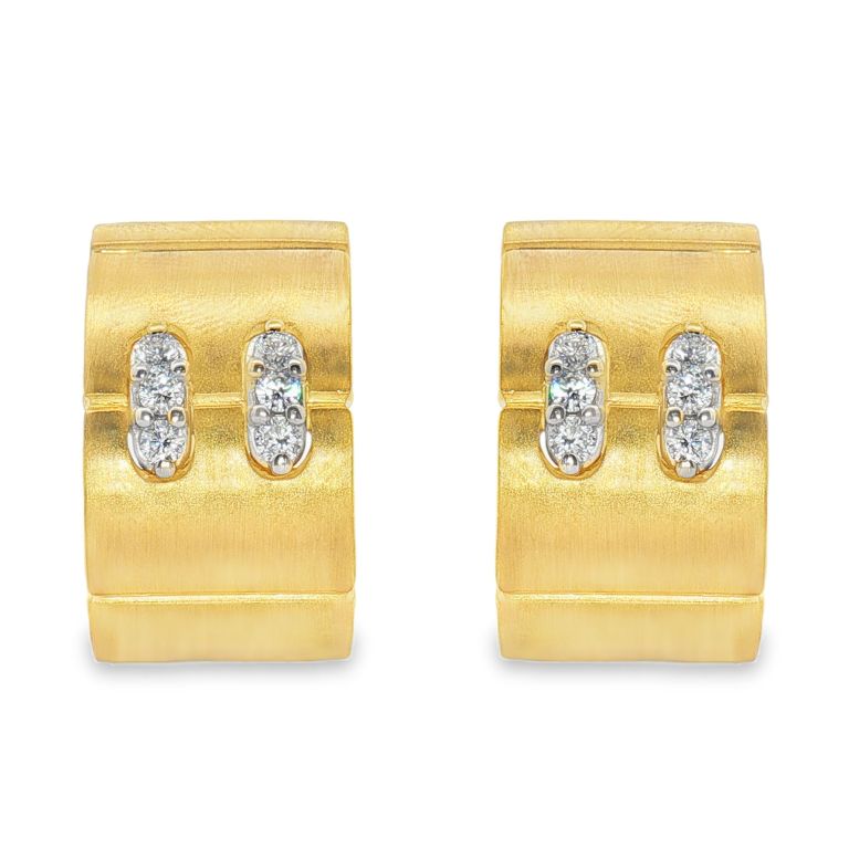 Pair of 18k Yellow Gold Diamond Earrings