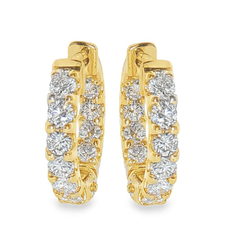 Pair of 18k yellow gold diamond hoop earrings set with 20 round cut diamonds (GH/SI) (1.11ctw).