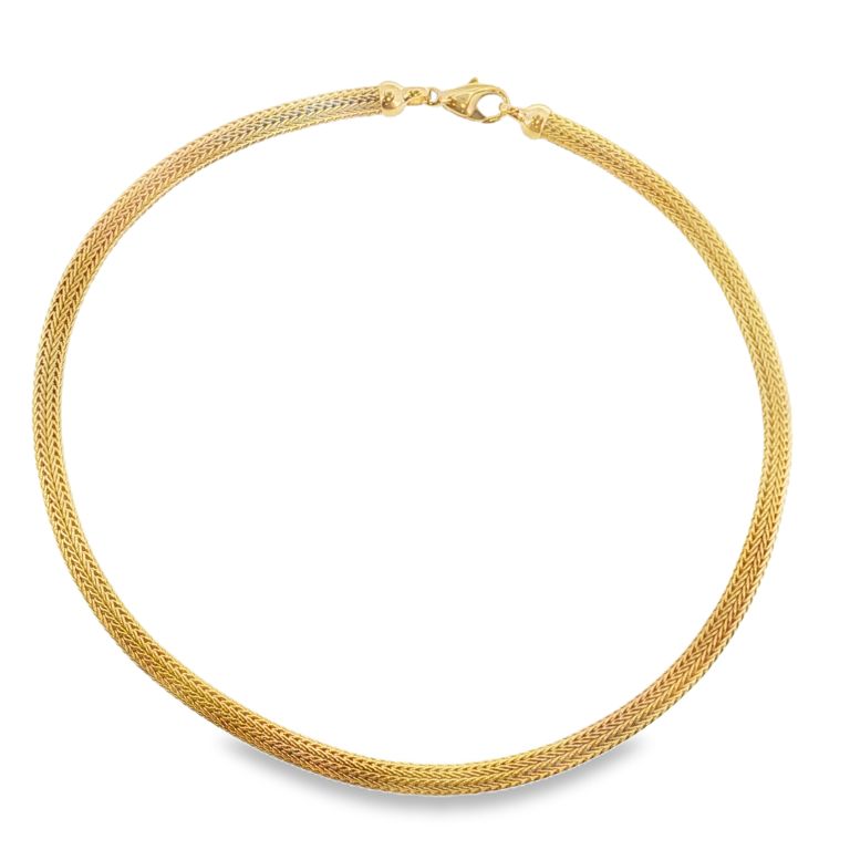 18k yellow gold mesh necklace (5.5mm) with a length of 16.5 inches.