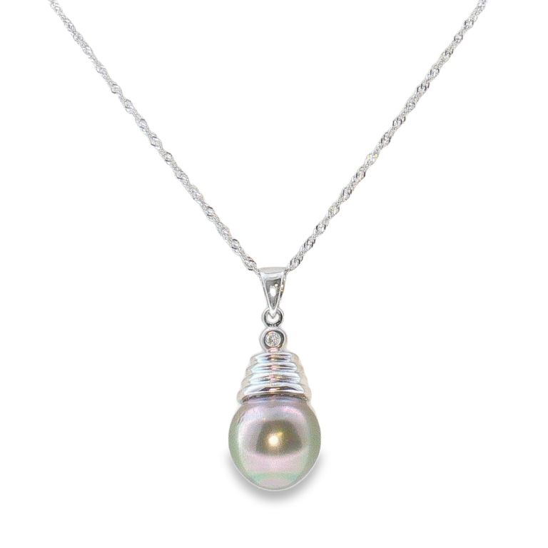 14k white gold Tahitian cultured pearl (11mm) diamond necklace with 1 Tahitian pearl and 1 round full cut diamond (.025ct) with a length of 15.5 inches.