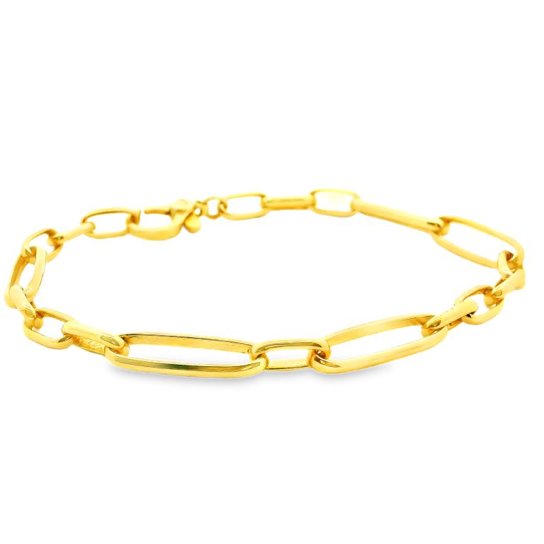 18k Yellow gold Link bracelet with 7.5" length.