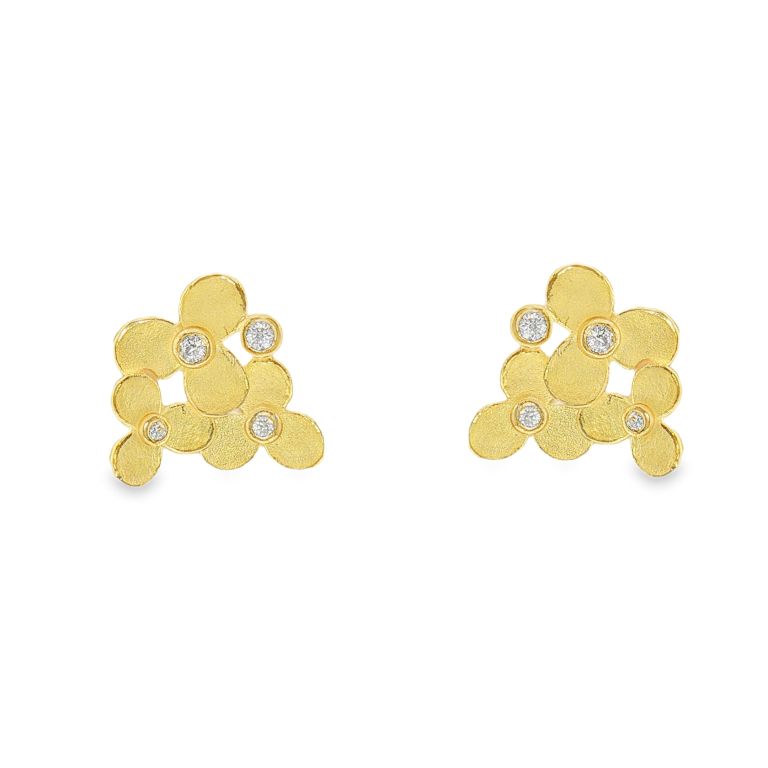 Pair of 18k yellow gold diamond earrings set with 8 round diamonds (GH/SI) (.14ctw).