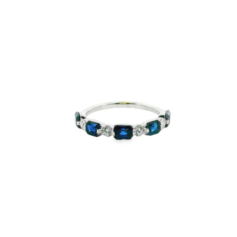 18k white gold sapphire and diamond band set with 5 emerald cut sapphires and 4 round diamonds (FG/VS) (.22ctw).