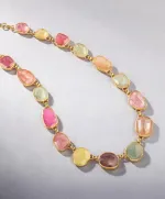 Nothing says “Spring is here” quite like this one-of-a-kind Pastel Tourmaline necklace set in 24k Gold. 🌷handcrafted by: @gurhanjewelry